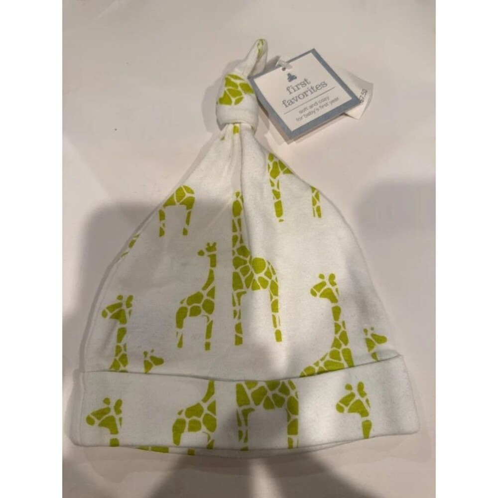 BabyGap first favorited Giraffe Cap 0-3 months NWT